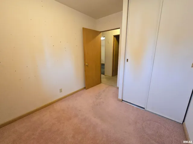 $125,000 | 10 Park Lane, Centralia, IL 62801