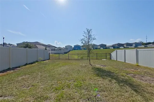 a view of an entrance of the house