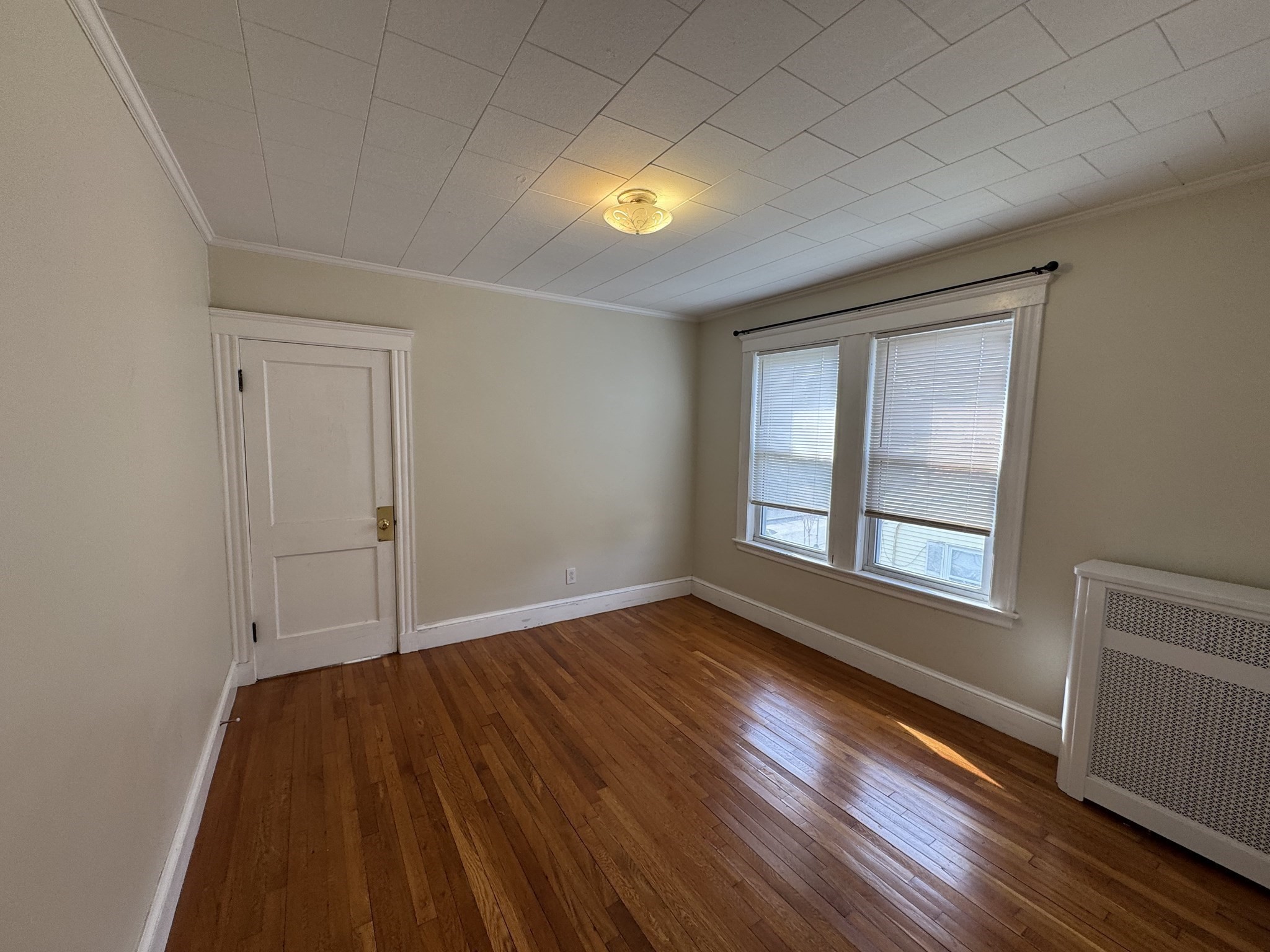 19 Everdean Street, Unit 2 Boston, MA 02122 - Photo 4 of 19 Gallery Image 4