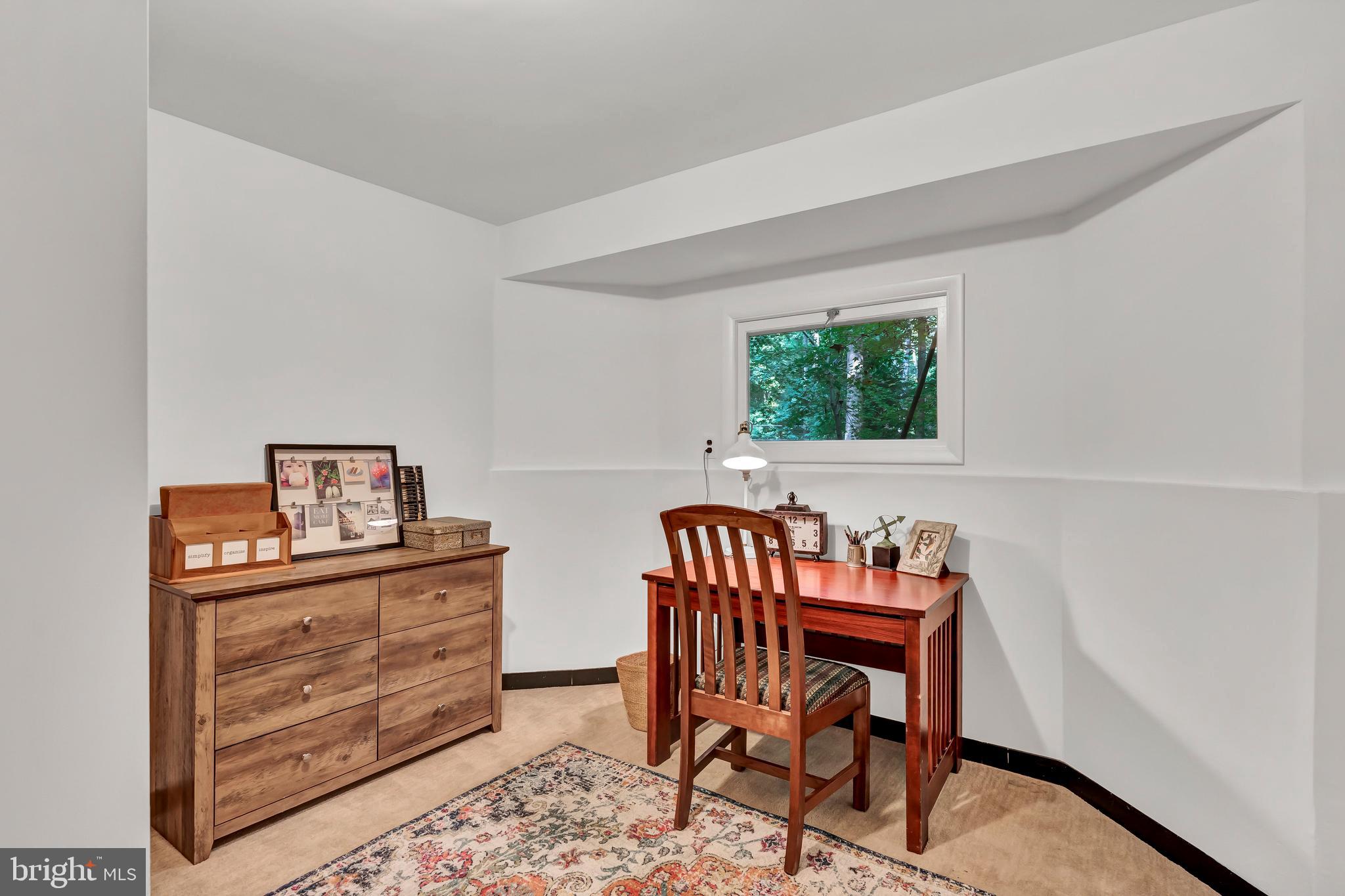 12211 Brookhaven Drive Silver Spring, MD 20902 - Photo 34 of 54 Entry Level Office / Fourth Bedroom