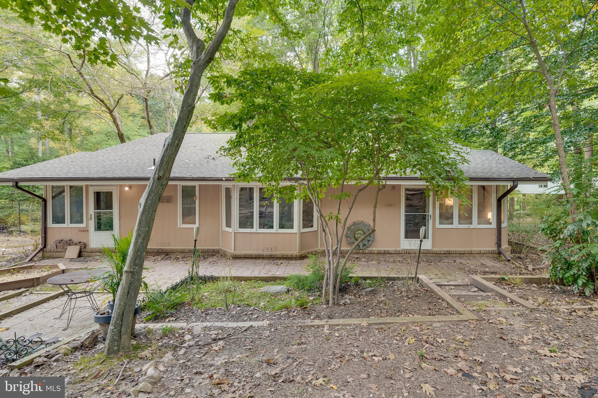 12211 Brookhaven Drive Silver Spring, MD 20902 - Photo 47 of 54 Exterior Rear