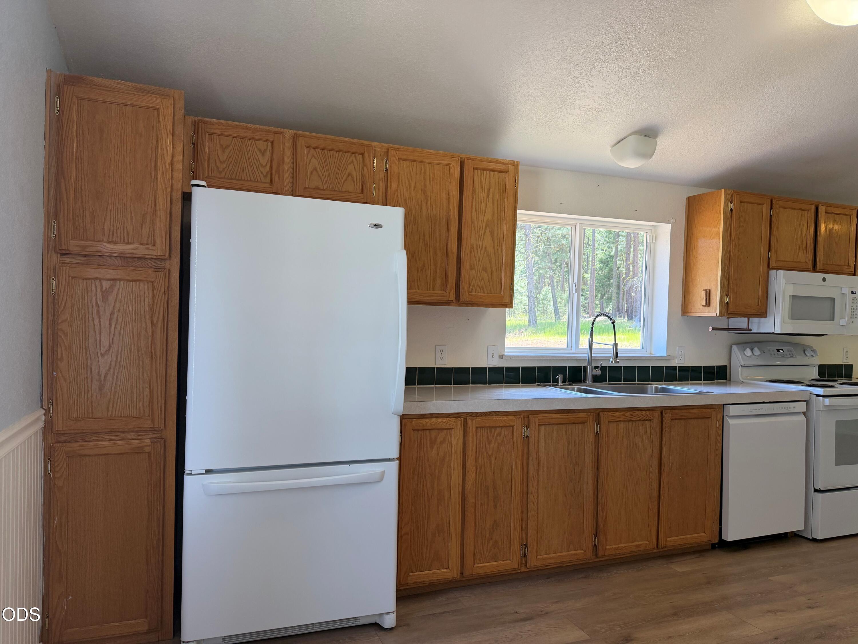 4000 Round Lake Road, Unit SPC 4 Klamath Falls, OR 97601 - Photo 17 of 36