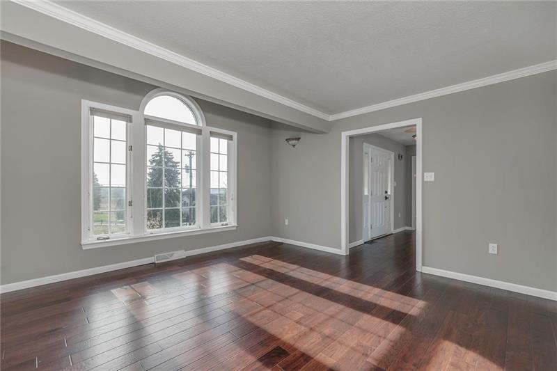 130 Moffett Run Road Aliquippa, PA 15001 - Photo 4 of 25 Gallery Image 4