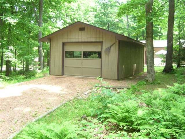 6989 Wildwood Lane Rhinelander, WI 54501 - Photo 2 of 20 Gallery Image 2