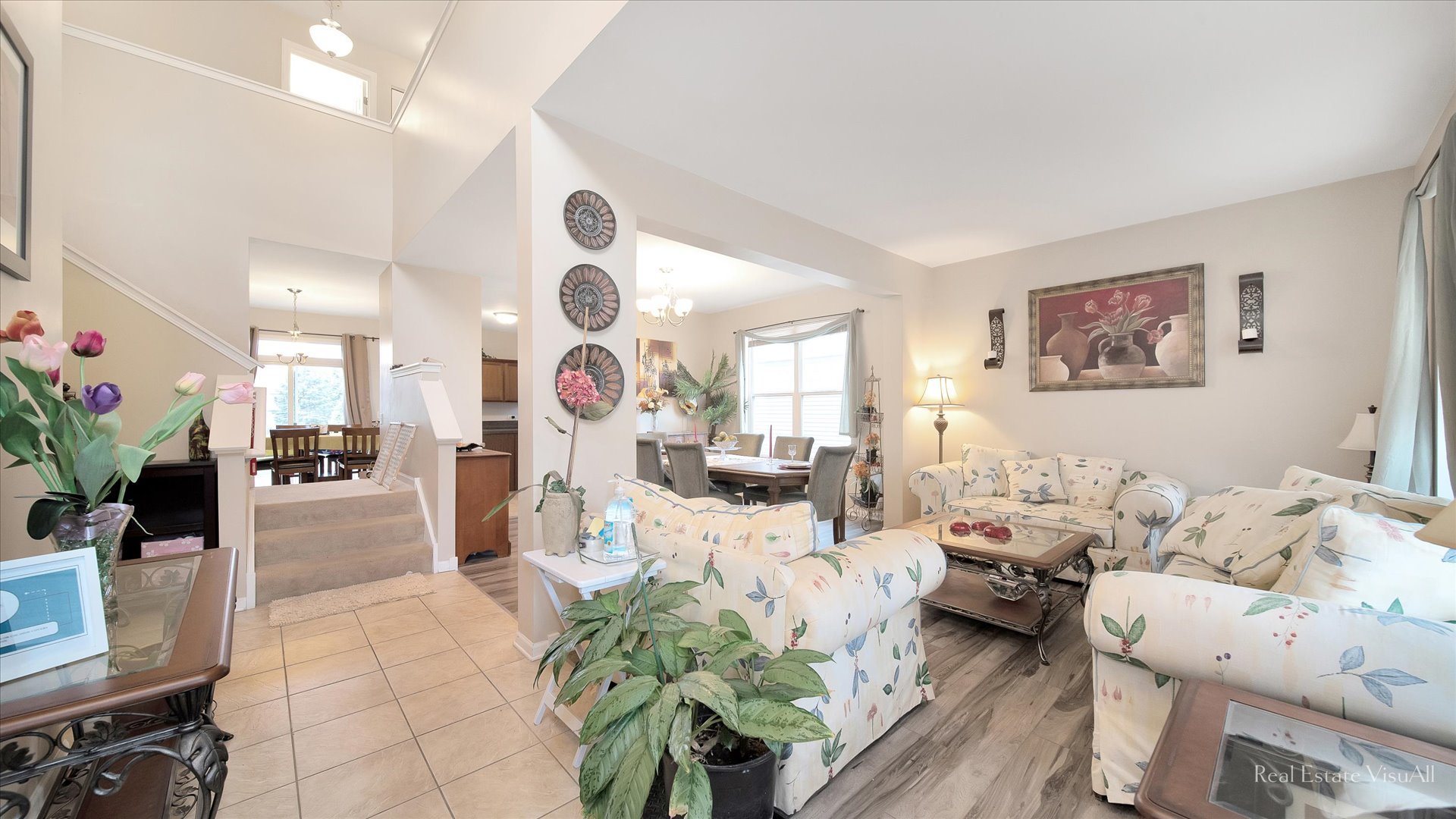 846 Oak Ridge Boulevard Elgin, IL 60120 - Photo 3 of 19 a living room with furniture and a large window