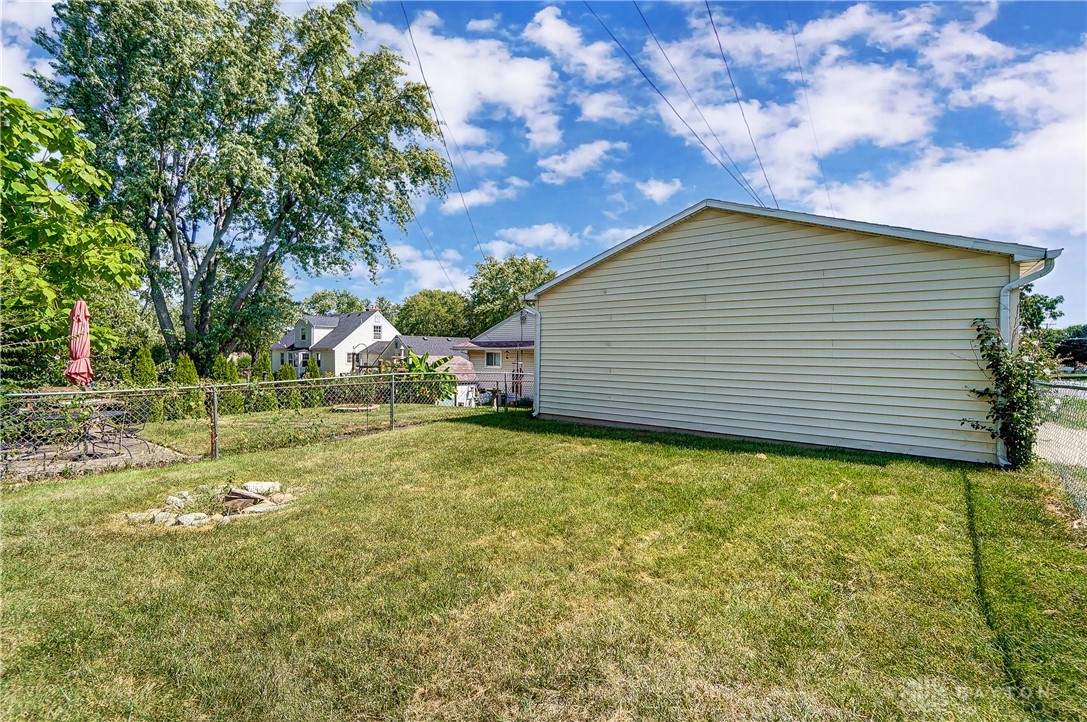1645 Brownleigh Road Dayton, OH 45429 - Photo 39 of 40