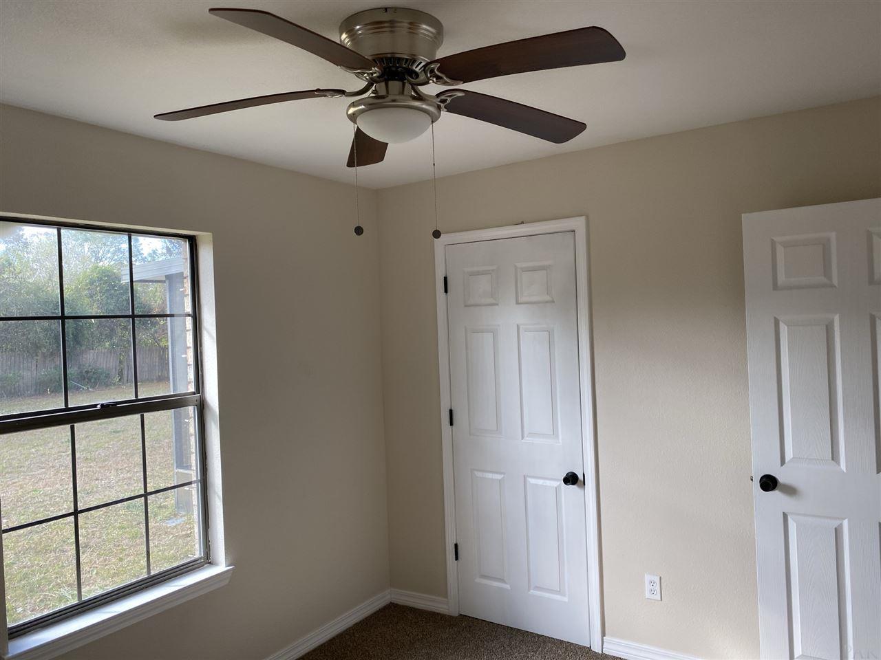 1327 Dog Track Road Pensacola, FL 32506 - Photo 11 of 29 Gallery Image 11