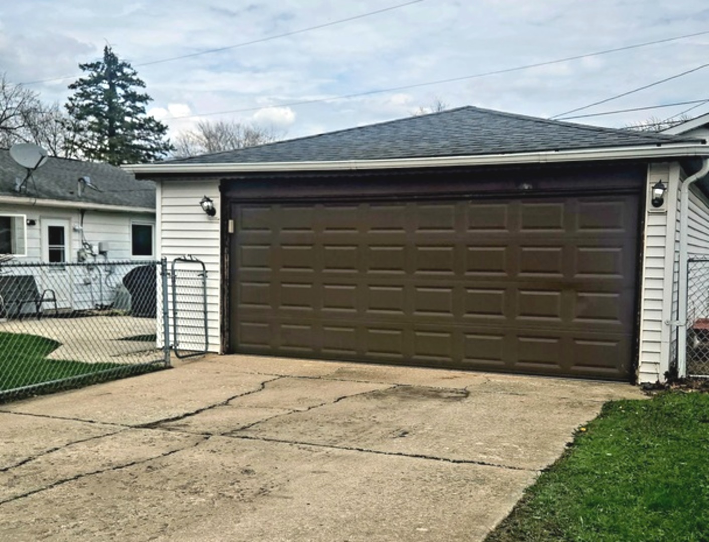 5199 Elmwood Road Oak Forest, IL 60452 - Photo 6 of 37