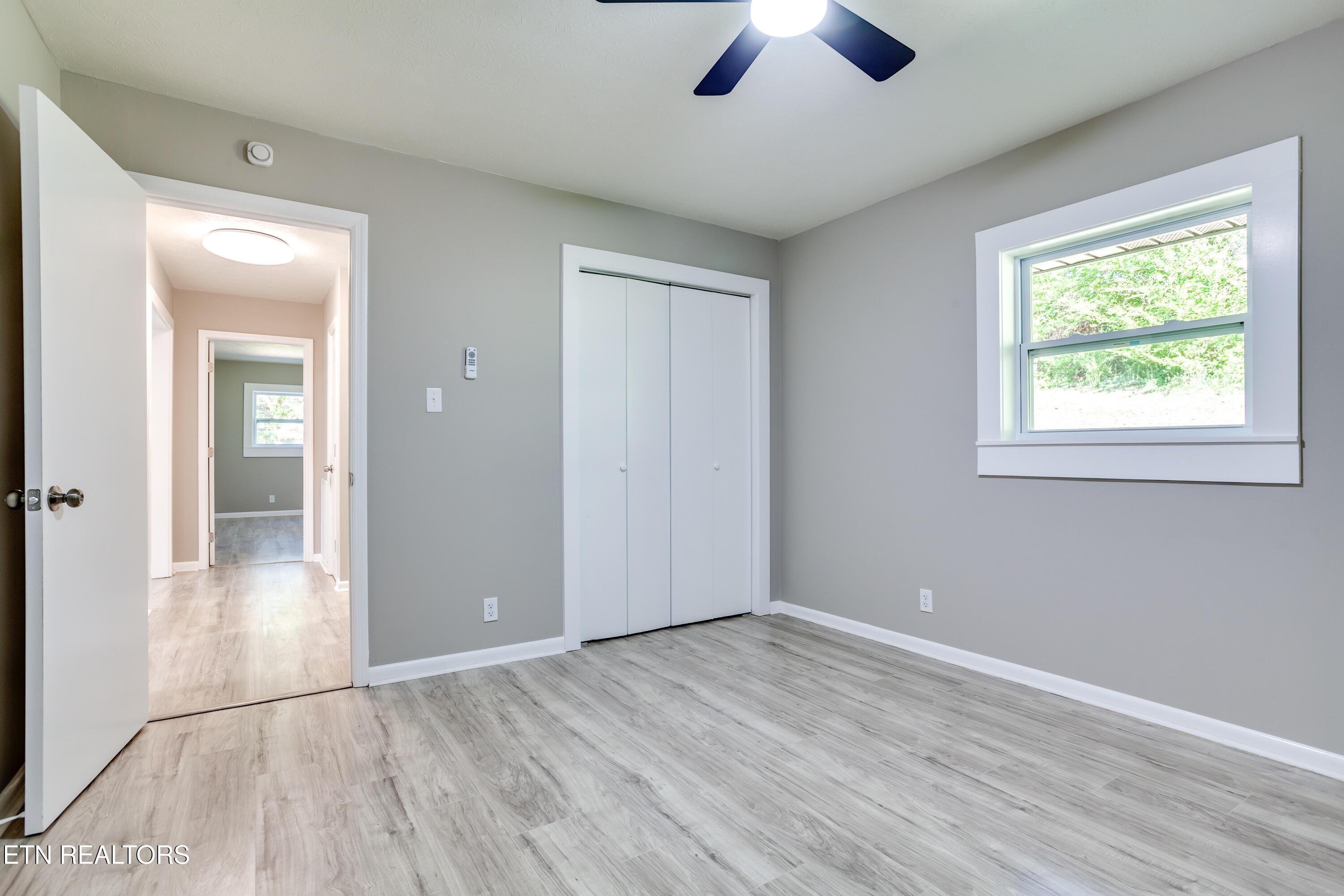 114 West Maiden Lane Oak Ridge, TN 37830 - Photo 24 of 38 030260421-1-114WMaidenLnOakridgeTn-SMALL