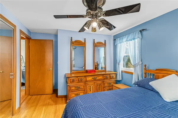 $649,900 | 21 Hampton Avenue, Warwick, RI 02889