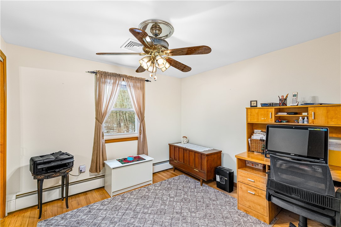 21 Hampton Avenue Warwick, RI 02889 - Photo 25 of 42