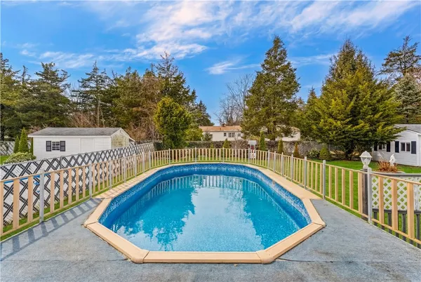$649,900 | 21 Hampton Avenue, Warwick, RI 02889
