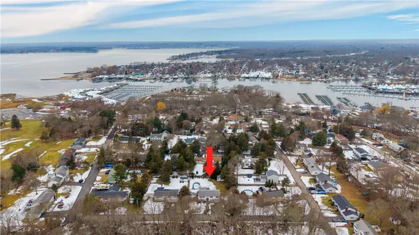 $649,900 | 21 Hampton Avenue, Warwick, RI 02889