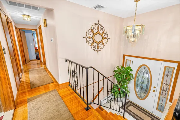 $649,900 | 21 Hampton Avenue, Warwick, RI 02889