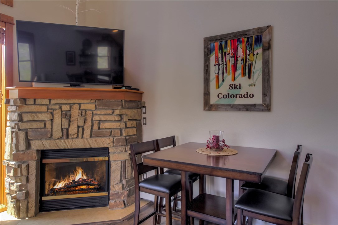75 Antler Gulch Road, Unit 405 Keystone, CO 80435 - Photo 9 of 30 Gas fireplace