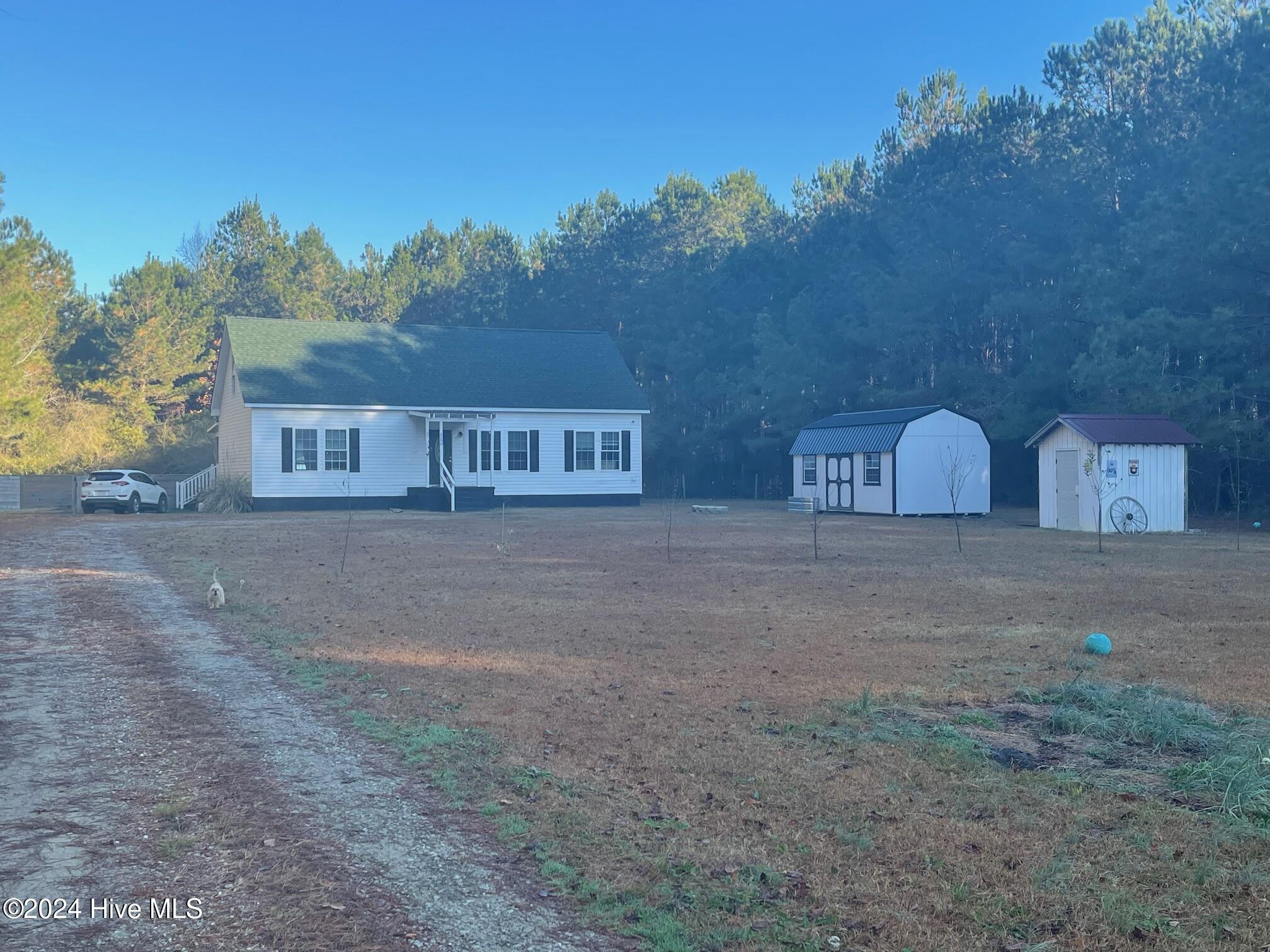 6598 Funston Road Southeast Winnabow, NC 28479 - Photo 4 of 30 IMG_5435