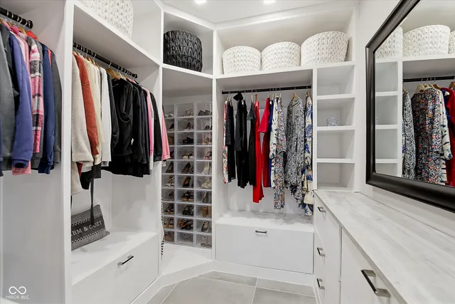 $650,000 | 1479 Beaconfield Court, Carmel, IN 46033