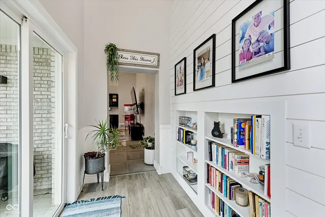 $650,000 | 1479 Beaconfield Court, Carmel, IN 46033