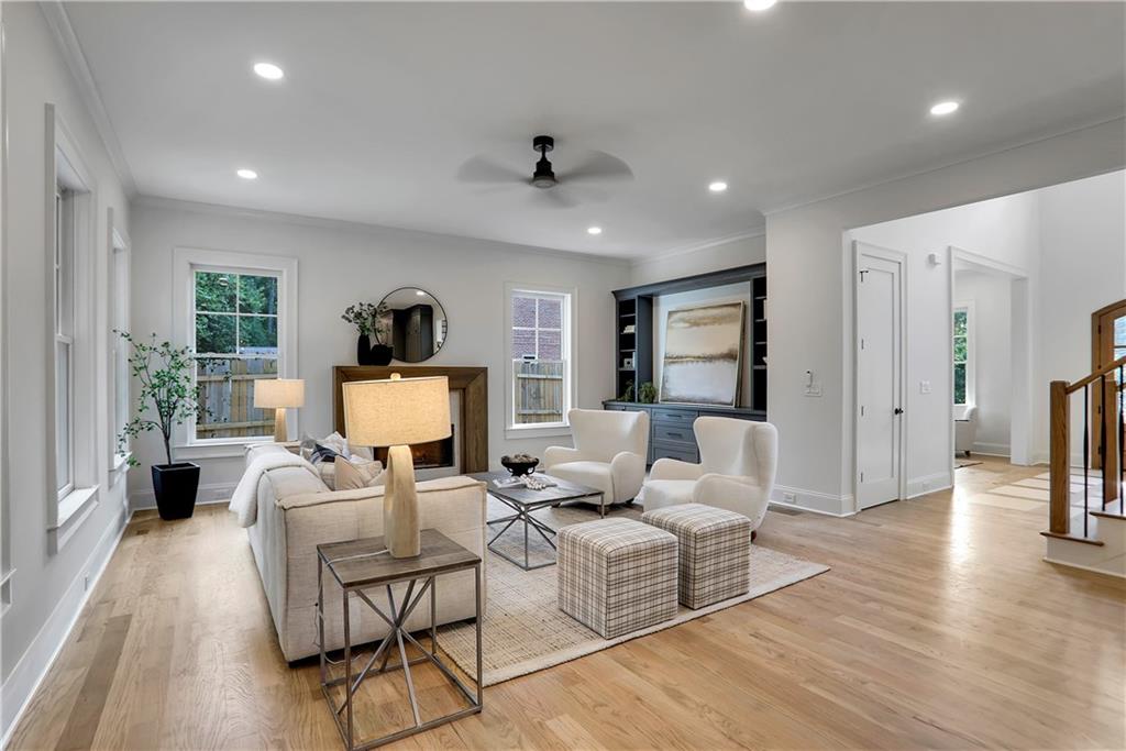 1661 Oak Grove Road Decatur, GA 30033 - Photo 15 of 44