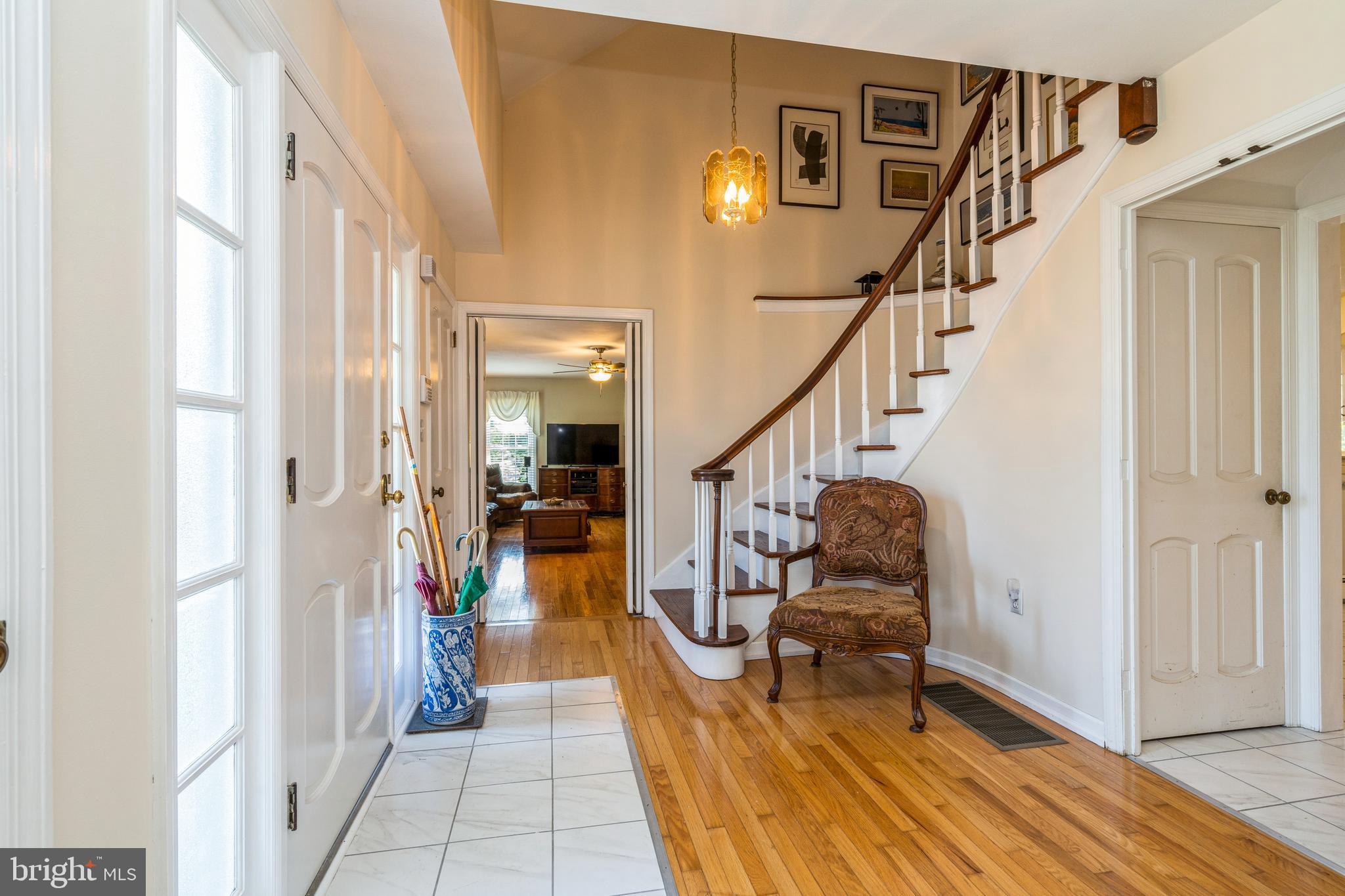 4 Sommers Road Ewing, NJ 08638 - Photo 6 of 30 Back across Foyer