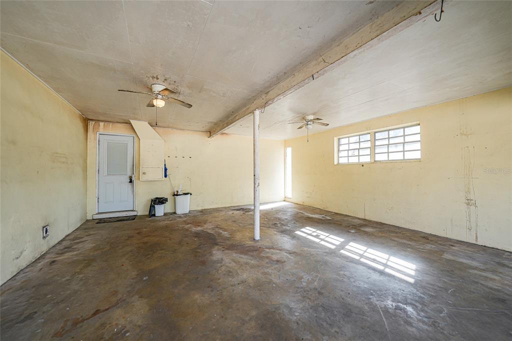 612 West Whidden Street Arcadia, FL 34266 - Photo 45 of 58 a view of an empty room with a window