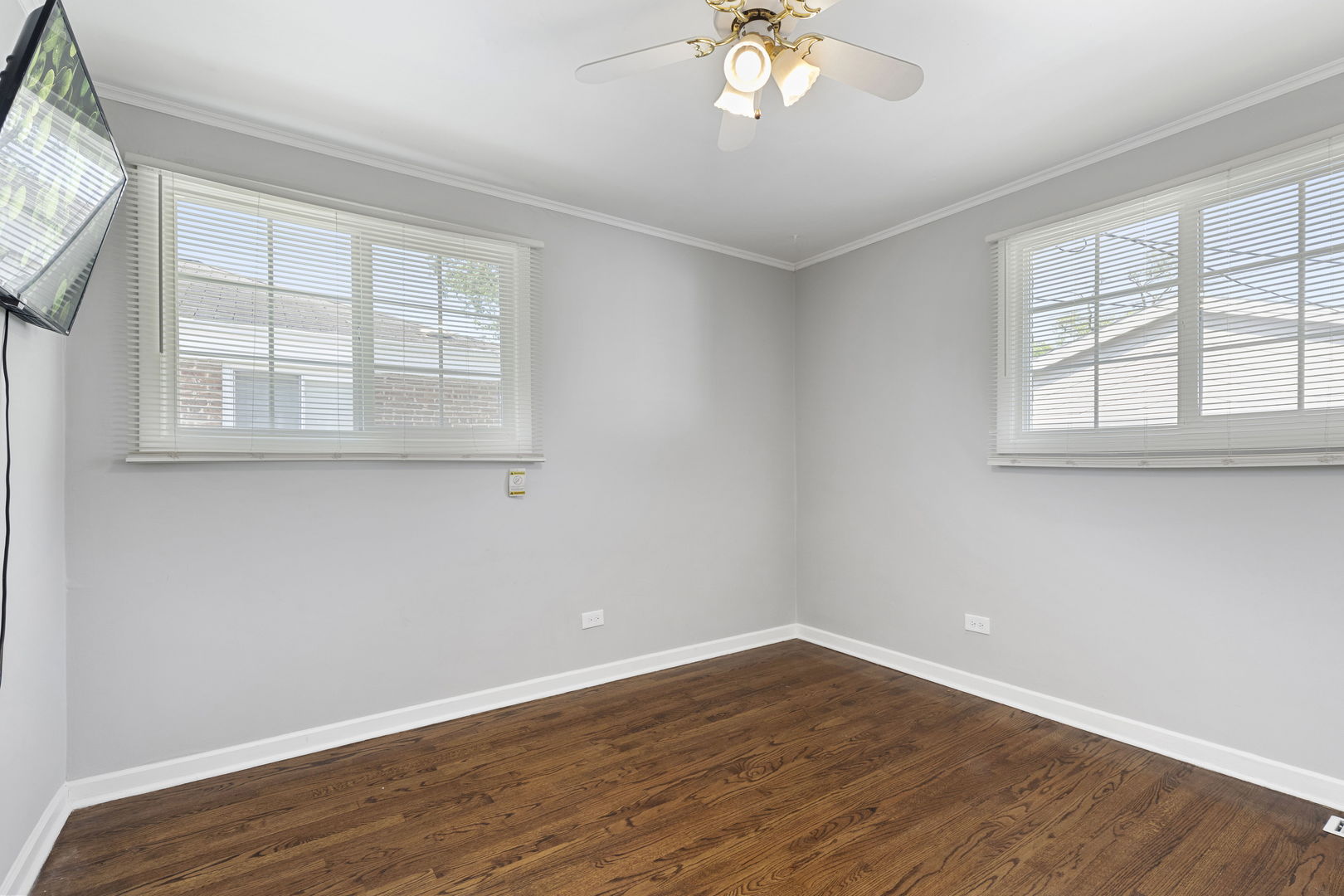12804 South Racine Avenue Chicago, IL 60827 - Photo 11 of 17