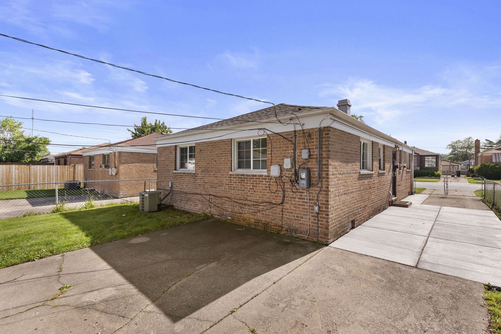 12804 South Racine Avenue Chicago, IL 60827 - Photo 16 of 17