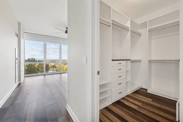 $729,000 | 1629 South Prairie Avenue, Unit 801, Chicago, IL 60616