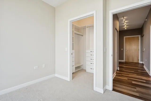 $729,000 | 1629 South Prairie Avenue, Unit 801, Chicago, IL 60616