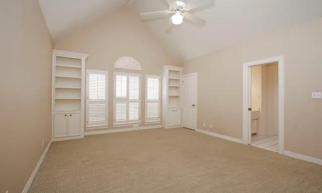 $925,000 | 8 Epernay Place, Jersey Village, TX 77040