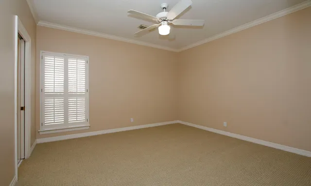 $925,000 | 8 Epernay Place, Jersey Village, TX 77040