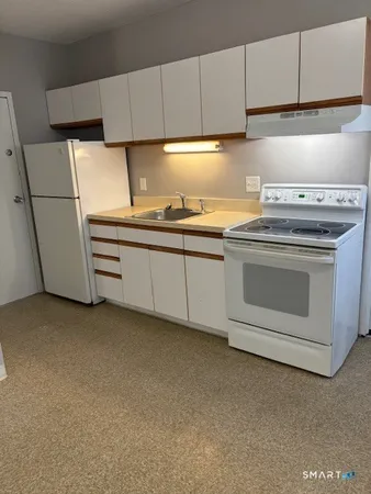 $1,300 | 344 Washington Avenue, Unit 4D, Waterbury, CT 06708
