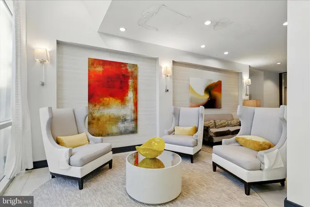 $358,900 | 1225 Martha Custis Drive, Unit 919, Alexandria, VA 22302