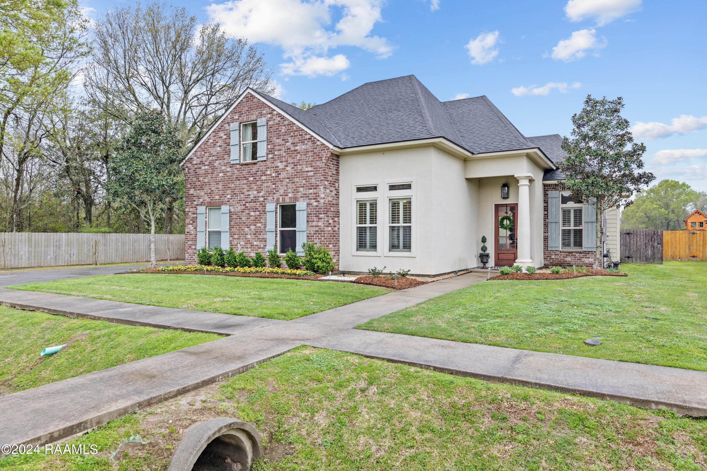 302 Ruidoso Drive Lafayette, LA 70503 - Photo 3 of 31 302 Ruidoso Dr-3