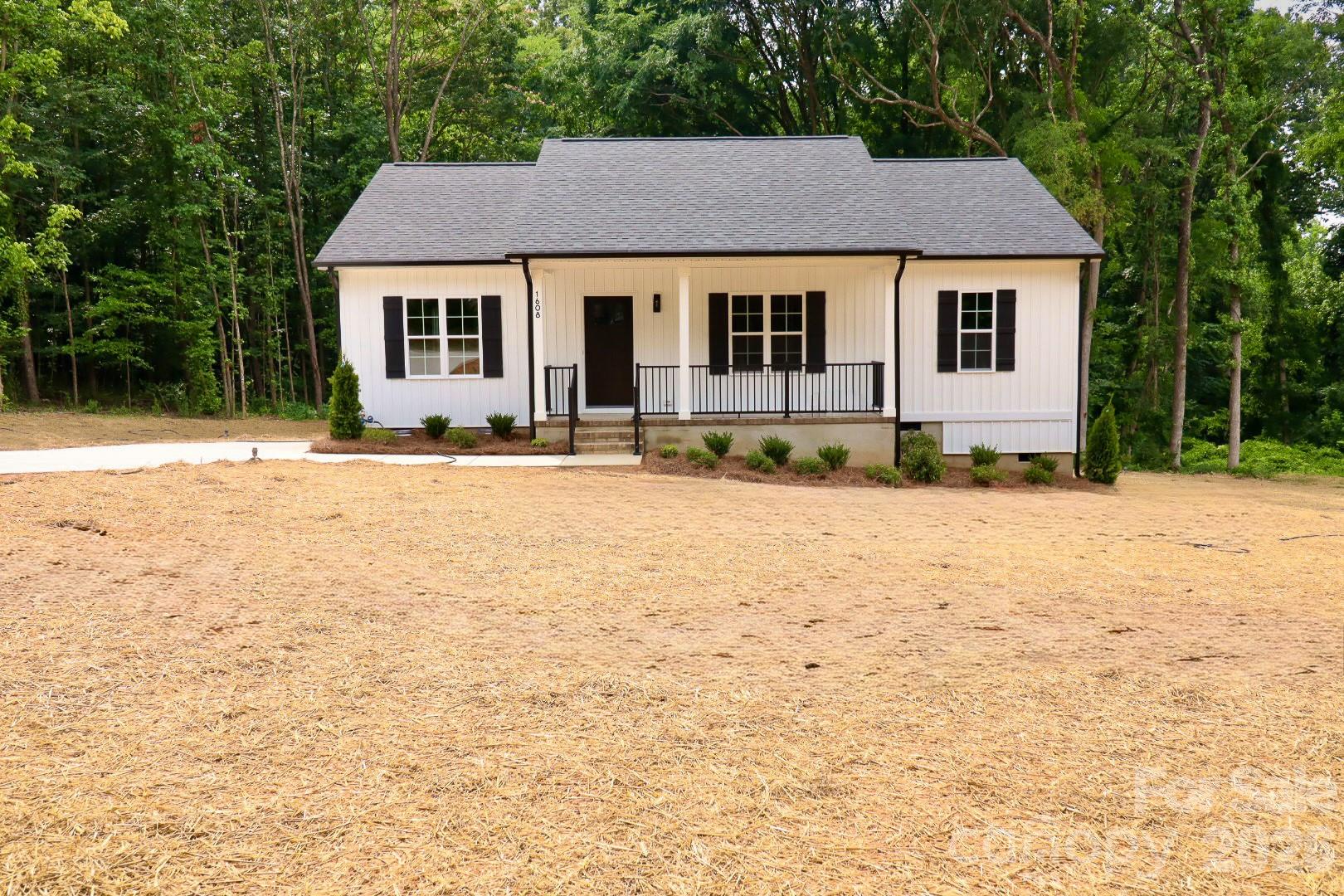 1608 Russell Courtney Road Monroe, NC 28112 - Photo 1 of 35