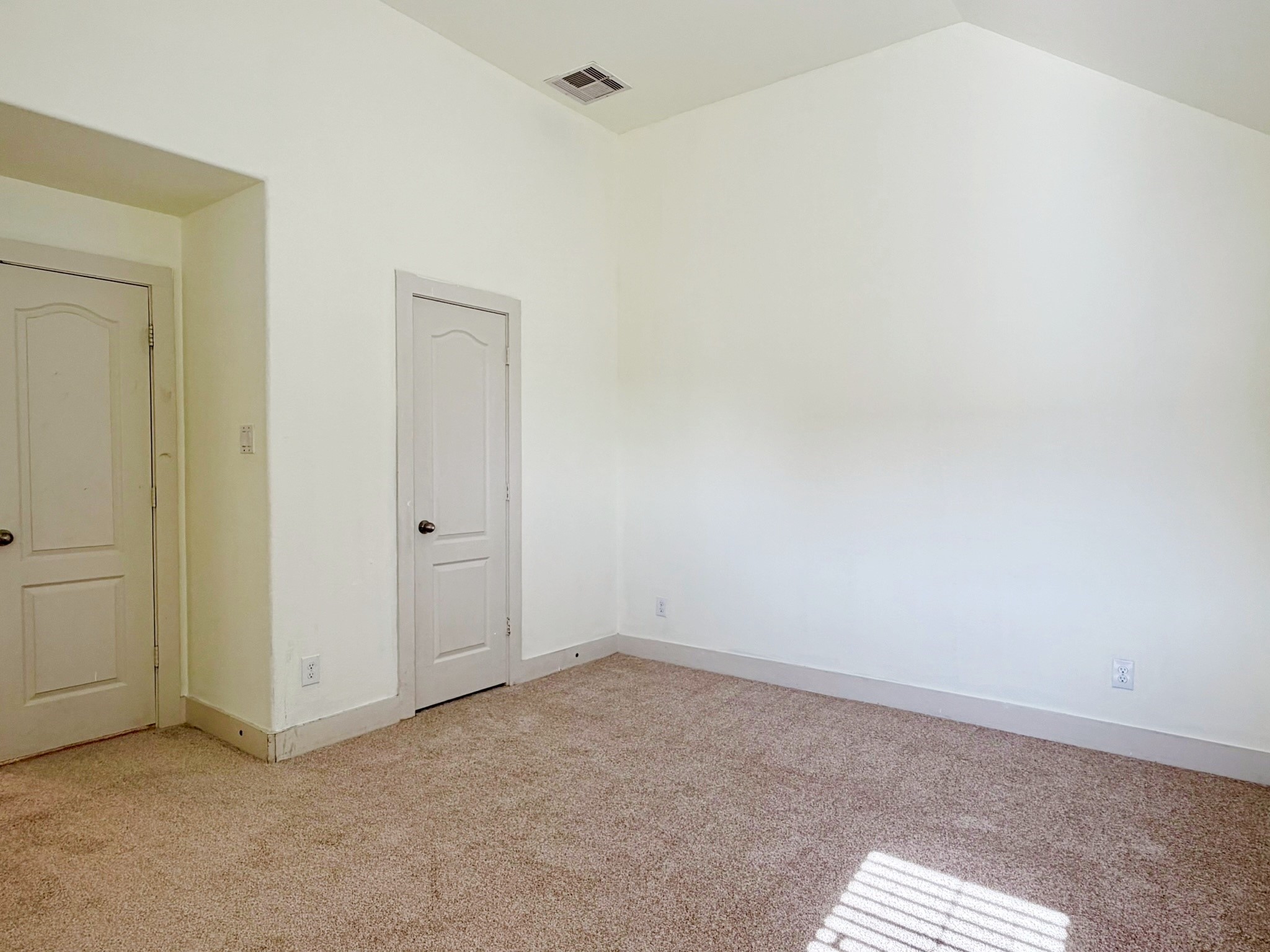 1954 Jara Court Spring, TX 77388 - Photo 24 of 37 guest room- second floor