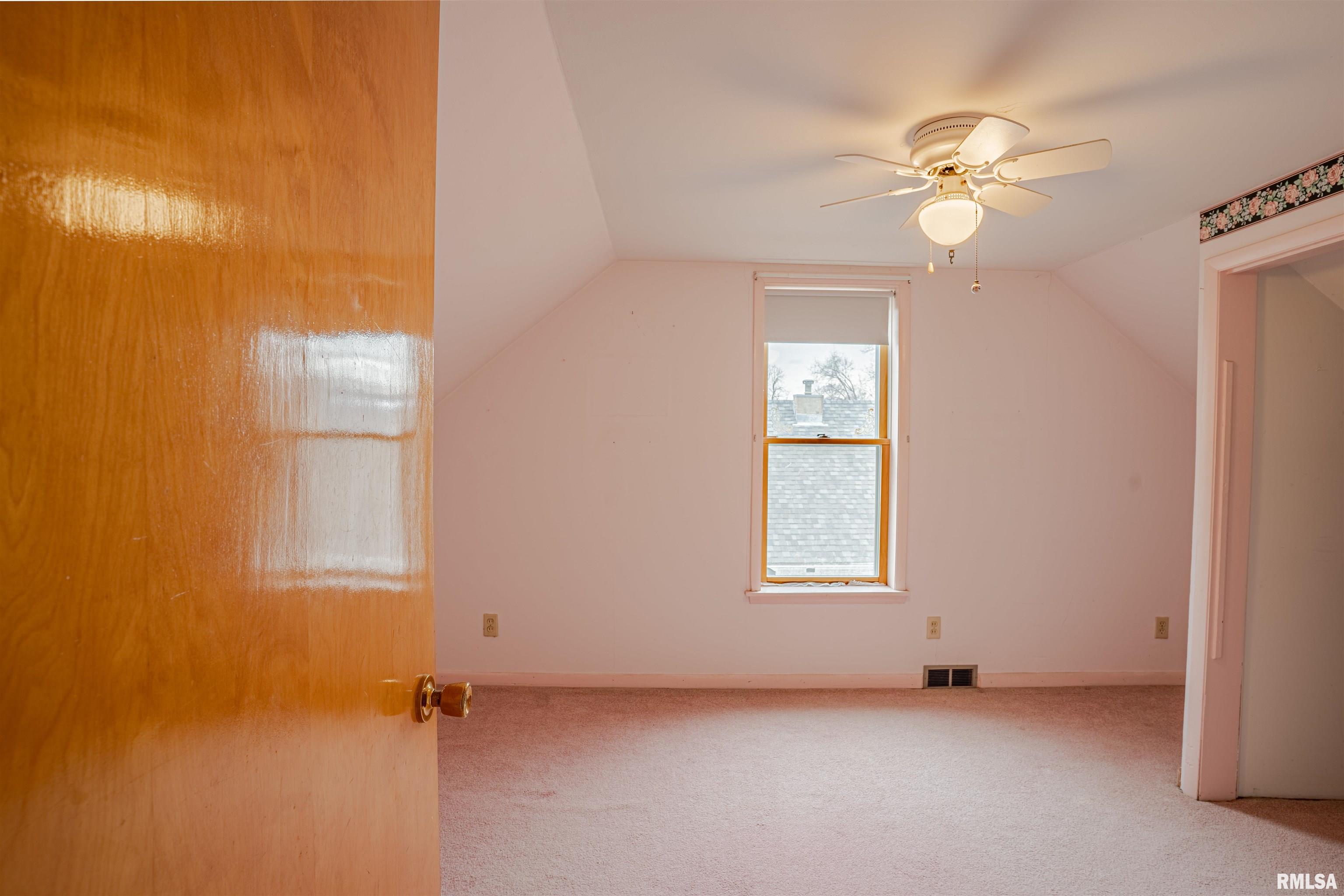 819 State Street Pekin, IL 61554 - Photo 14 of 32