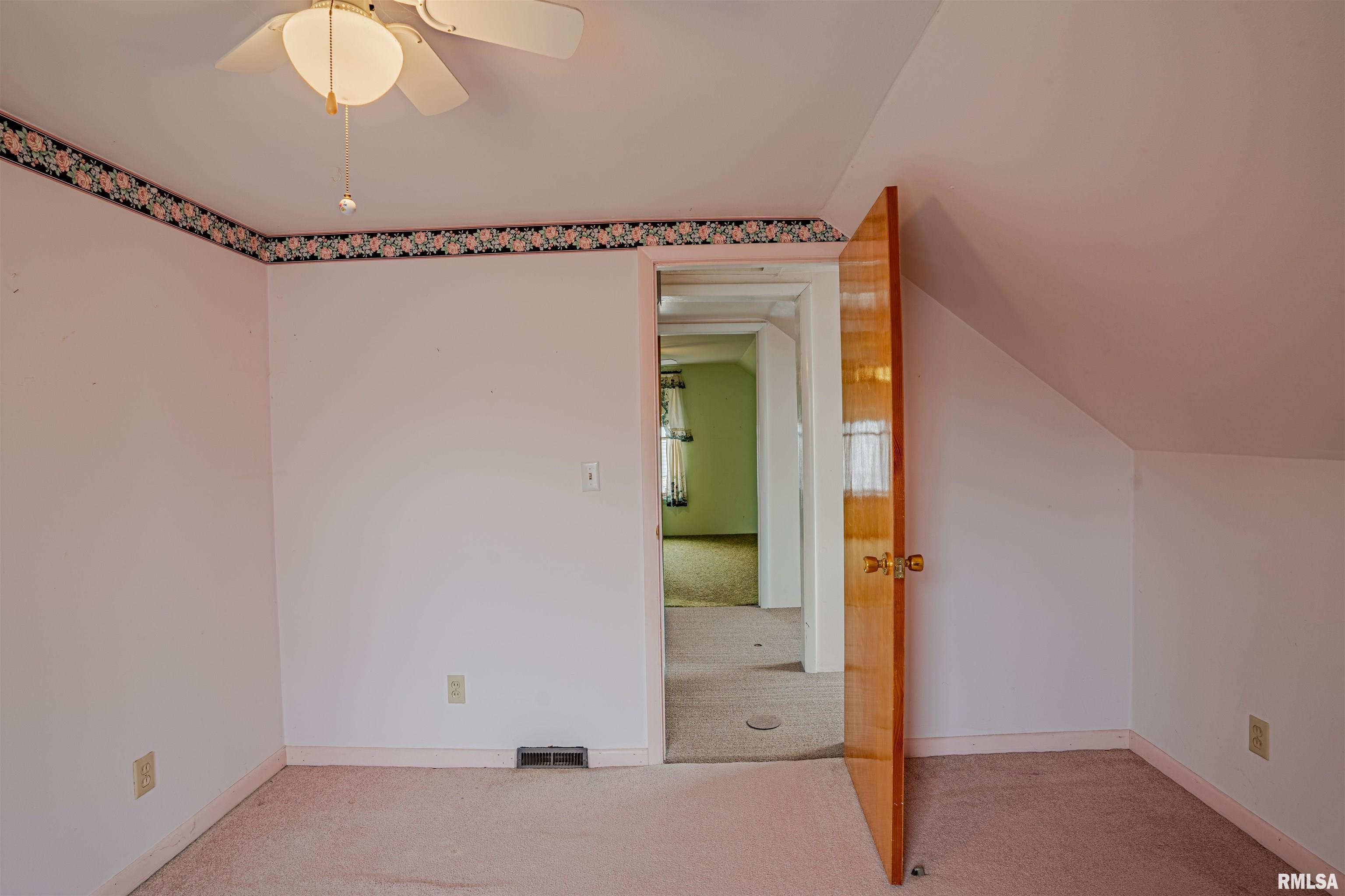 819 State Street Pekin, IL 61554 - Photo 15 of 32