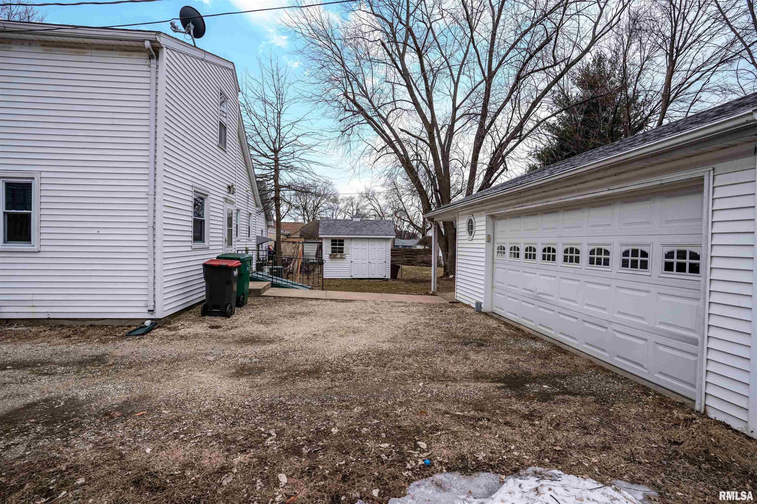 819 State Street Pekin, IL 61554 - Photo 29 of 32