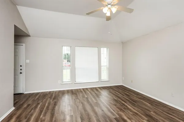 $2,020 | 1409 Marena Moore Way, Dallas, TX 75232