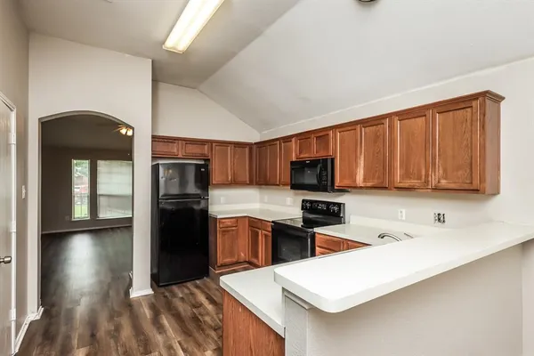 $2,020 | 1409 Marena Moore Way, Dallas, TX 75232