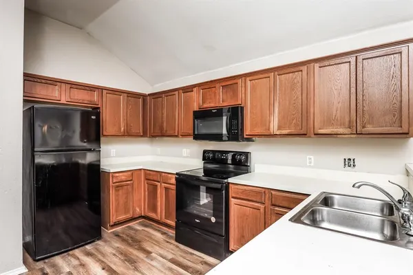 $2,020 | 1409 Marena Moore Way, Dallas, TX 75232