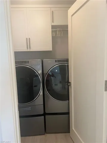 a close view of sink