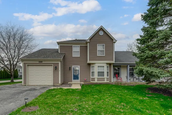 $320,000 | 1165 Blackburn Drive, Grayslake, IL 60030