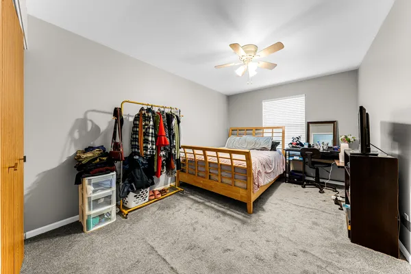 $320,000 | 1165 Blackburn Drive, Grayslake, IL 60030