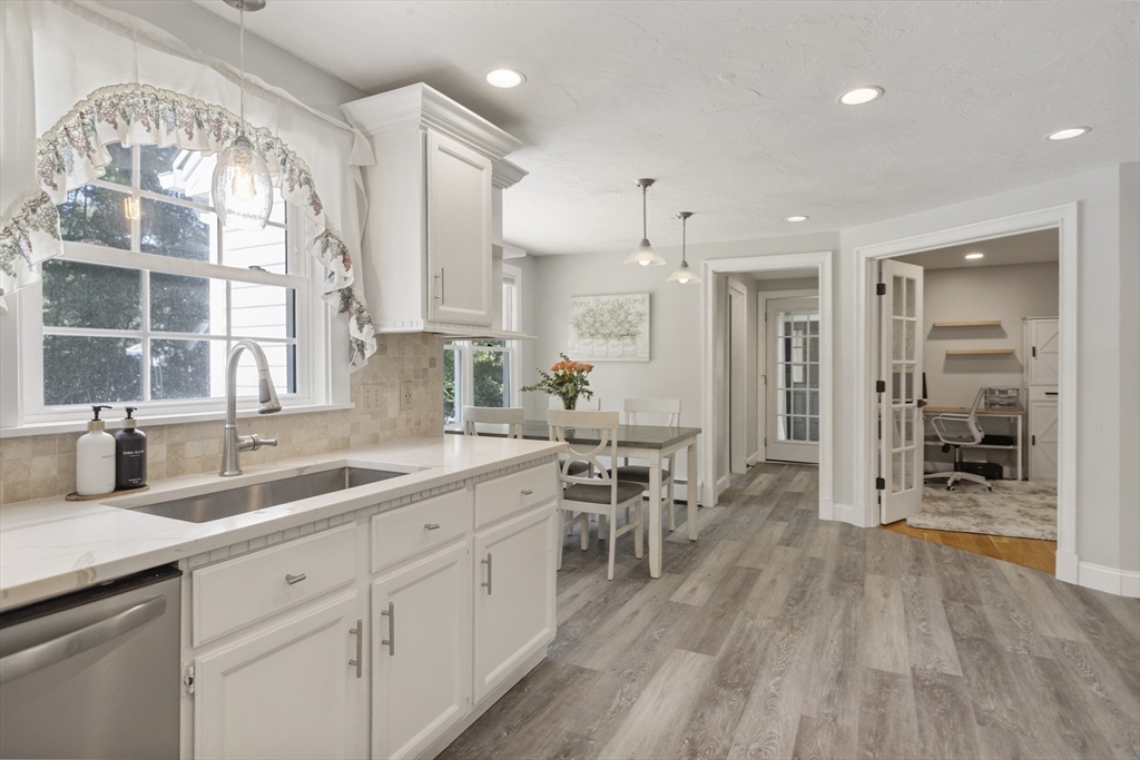6 Spring Street Douglas, MA 01516 - Photo 16 of 40