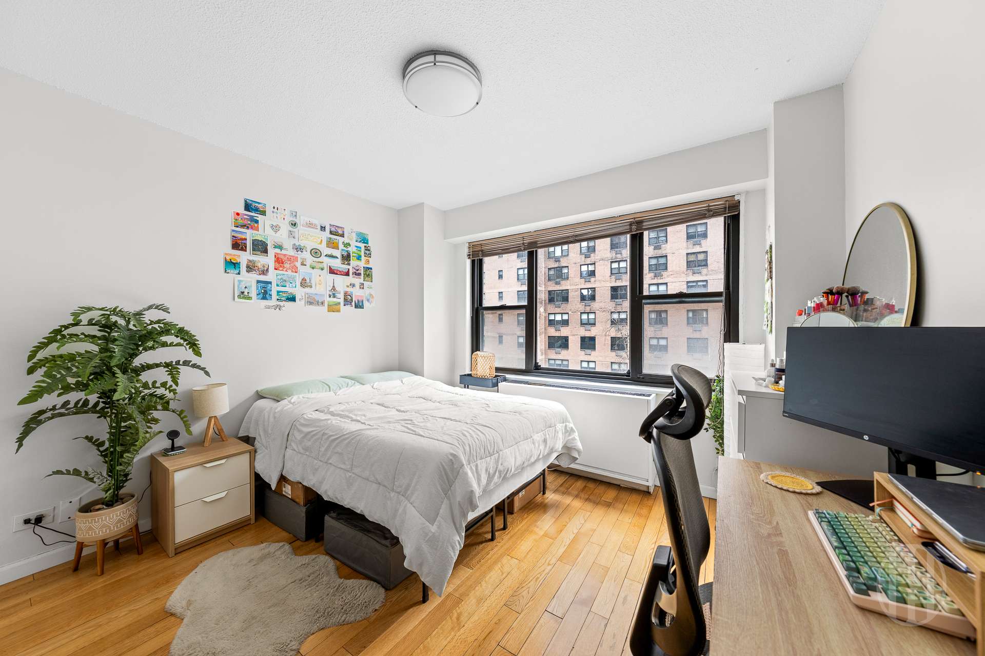 345 East 80th Street, Unit 3H Manhattan, NY 10075 - Photo 7 of 11
