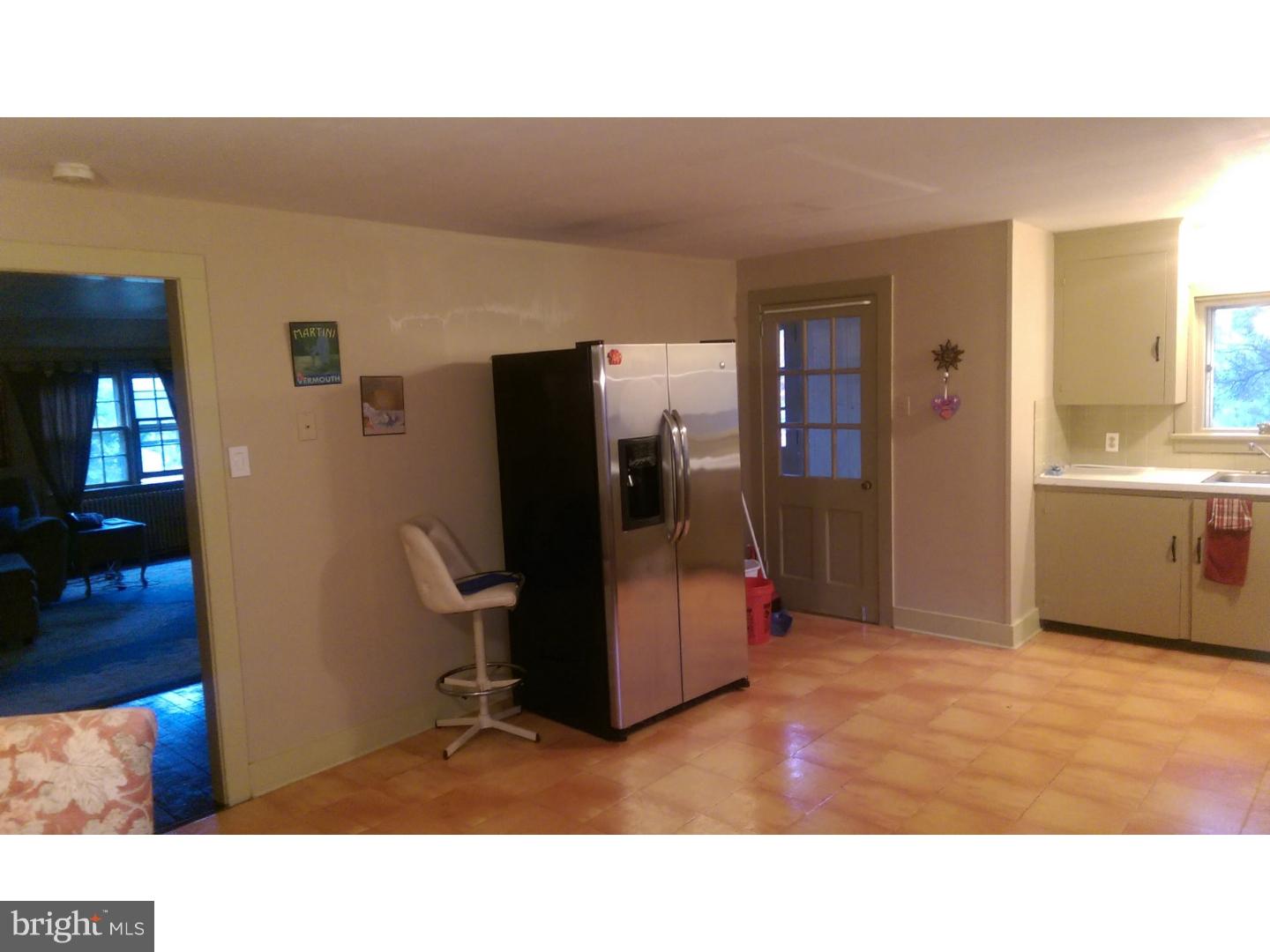 43 St Leonards Road Holland, PA 18966 - Photo 3 of 9