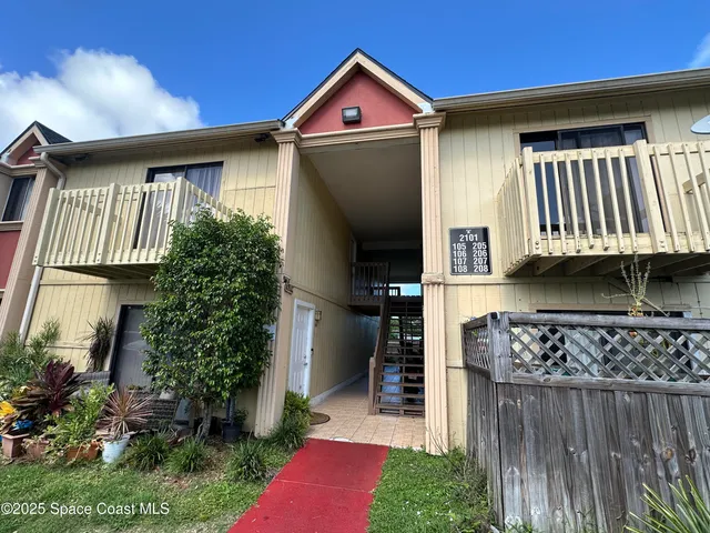 $1,400 | 2101 Forest Knoll Drive Northeast, Unit 1206, Palm Bay, FL 32905