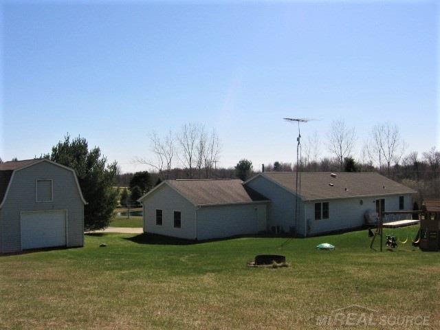 33 East Stilson Road Peck, MI 48466 - Photo 10 of 40